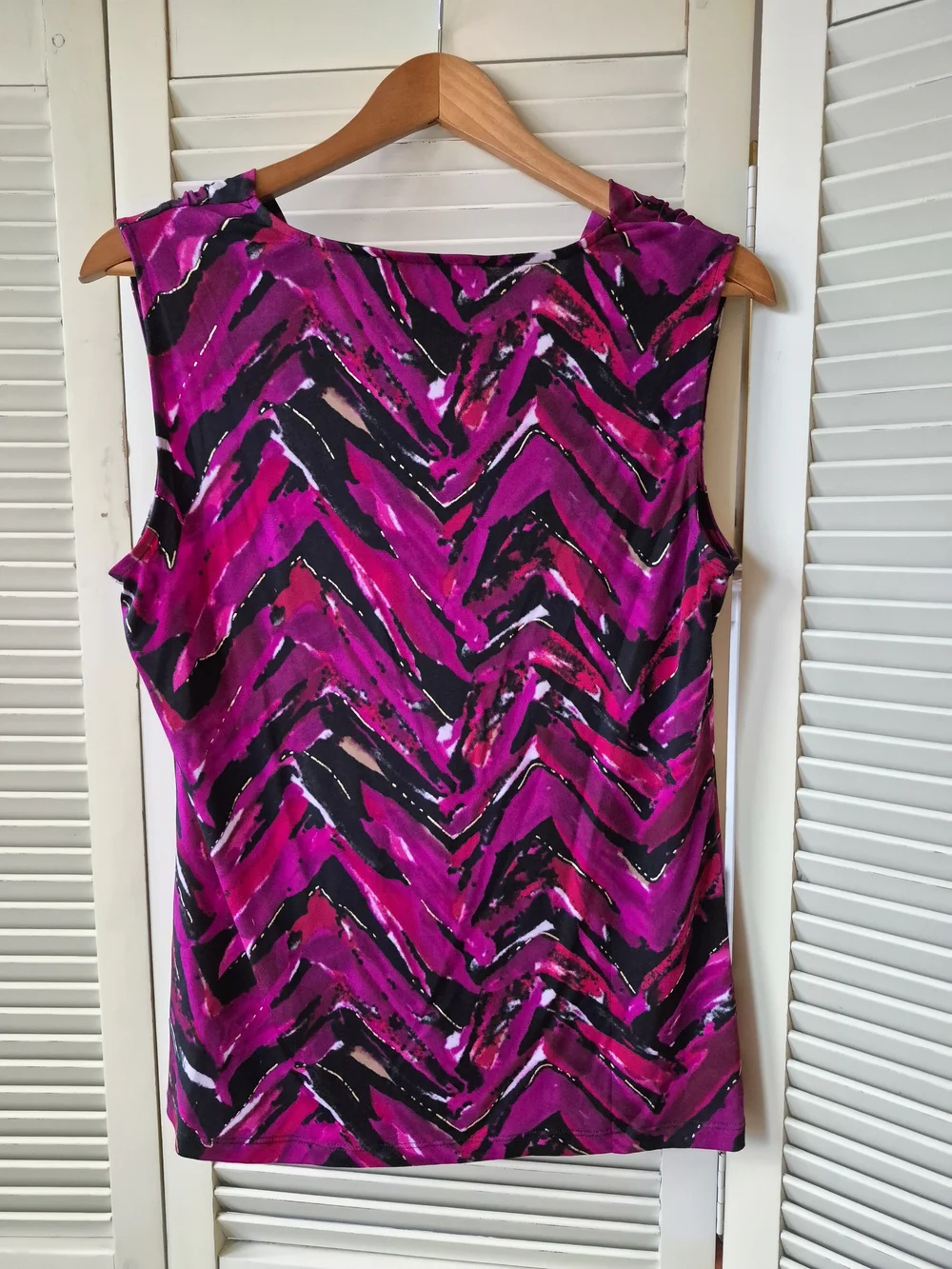 Jones Studio sleeveless top